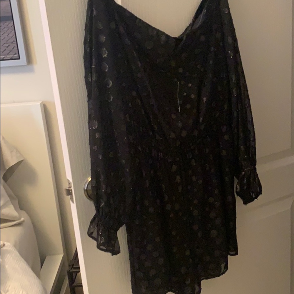 Petite Off The Shoulder Sweetheart Neck Romper